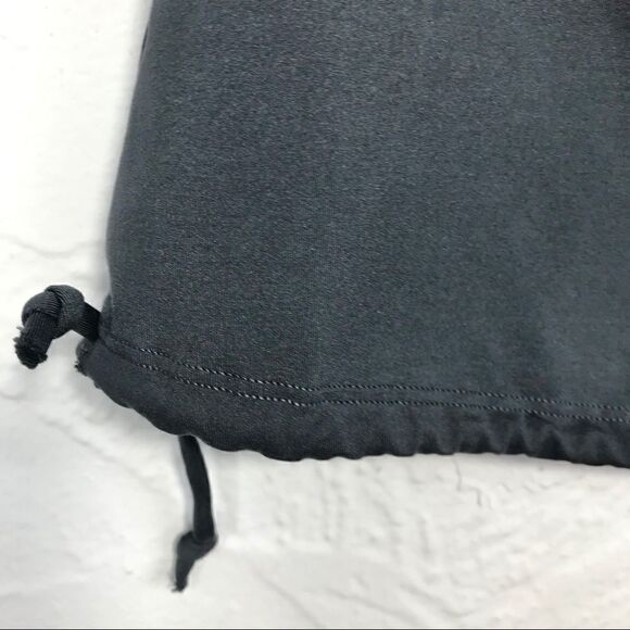 Athleta Charcoal Gray Workout Athletic Top - Picture 4 of 9